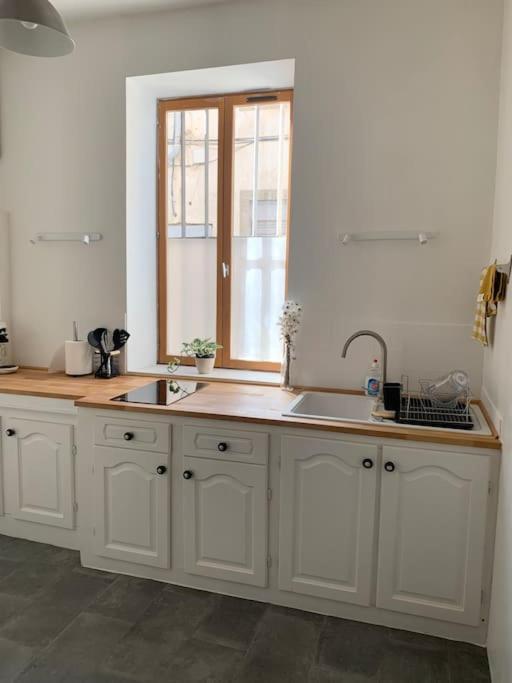 Apartmán Le Petit Cocon Nimois Nîmes Exteriér fotografie